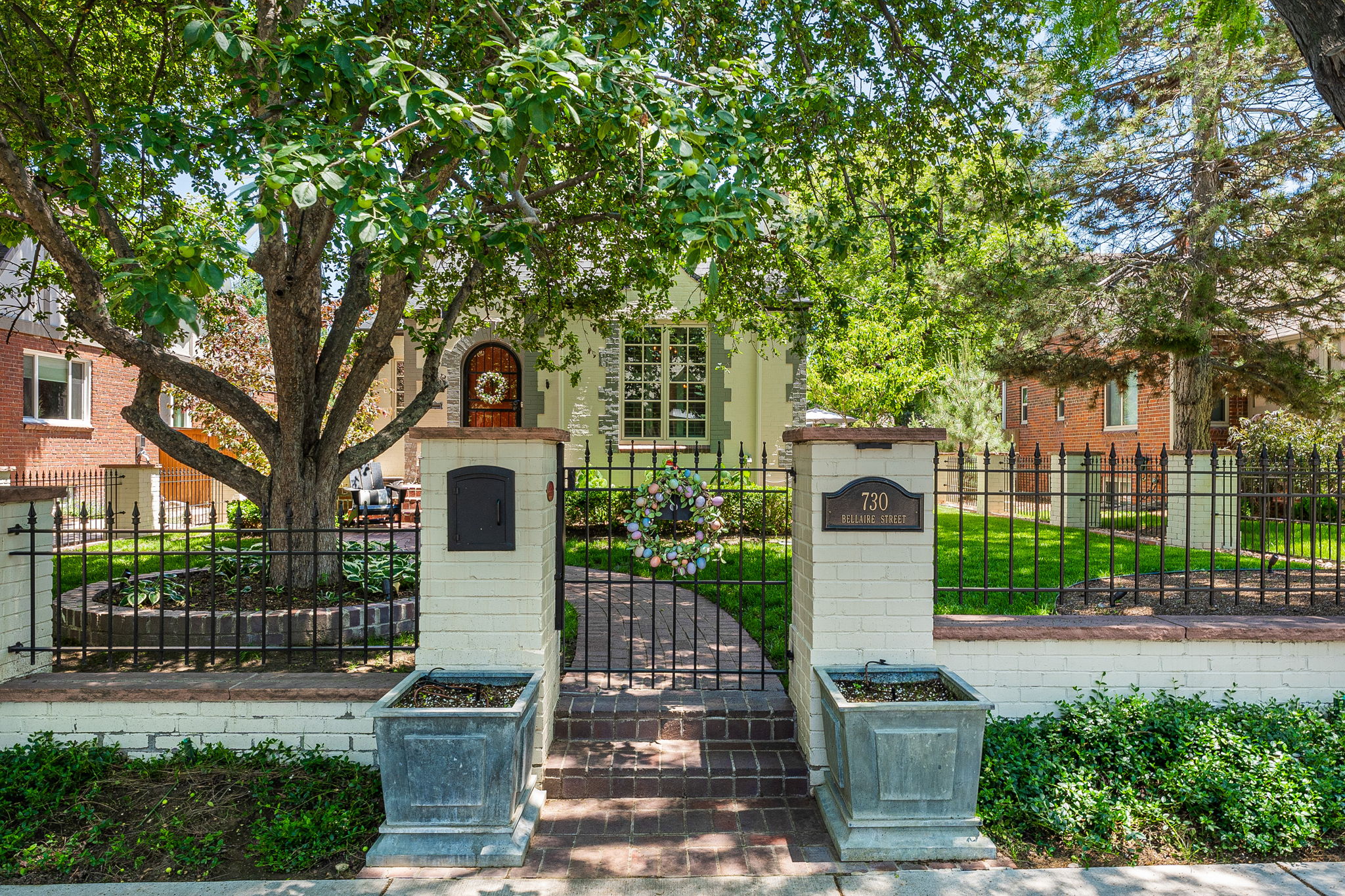 Stunning Renovated Hilltop Home w/Private Guest House!