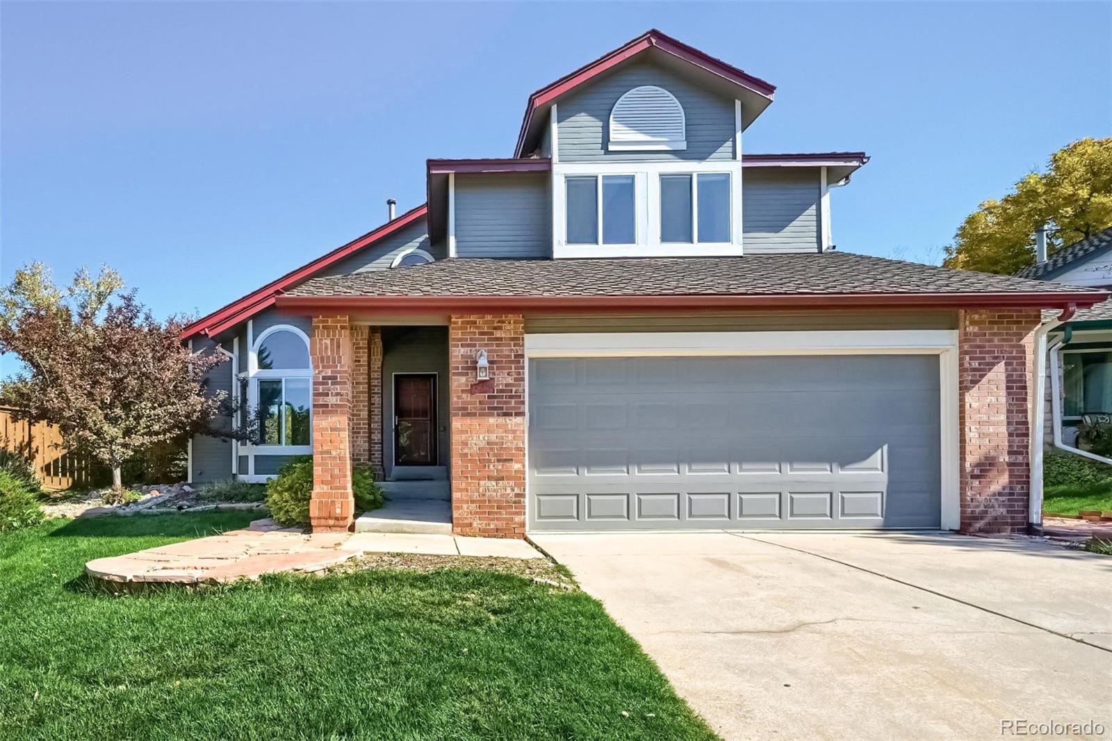Beautiful Highlands Ranch Single Family Home